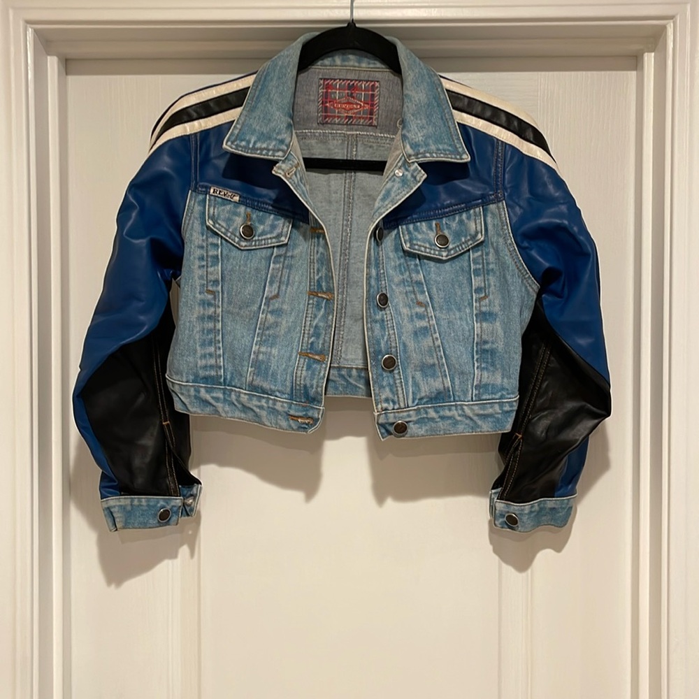 Vintage Revolt Jeans
Women Coats & jackets Size XS - Picture 4 of 11